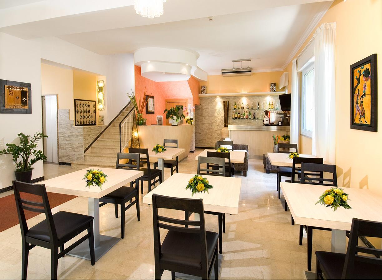 Hotel Ferrara Cattolica Kültér fotó