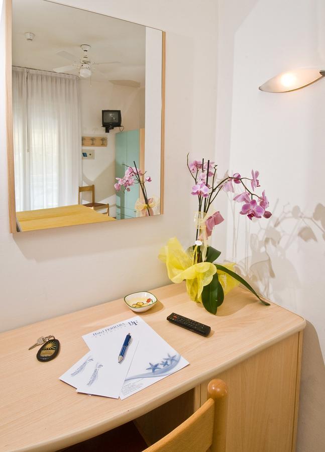 Hotel Ferrara Cattolica Kültér fotó