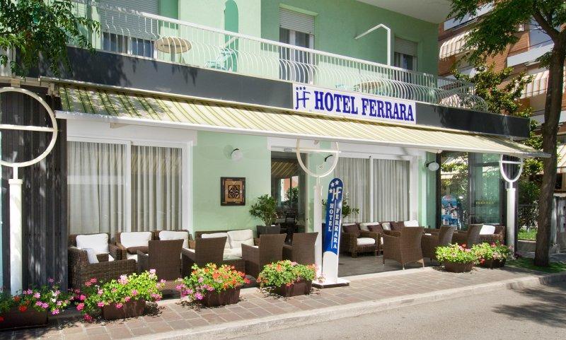 Hotel Ferrara Cattolica Kültér fotó